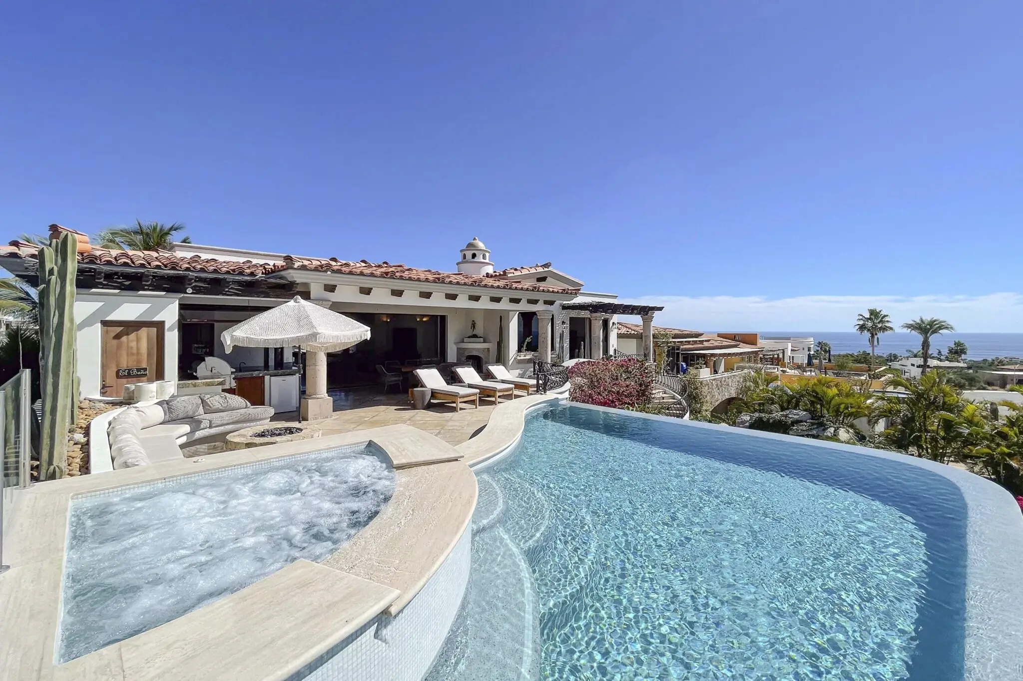 Luxury Residences in Maravilla For Sale