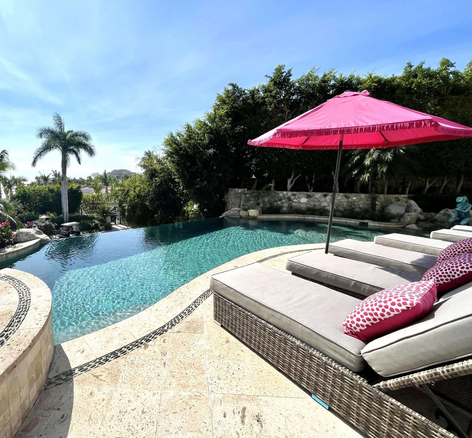 Maravilla Las Tunas The Nacuii Residence is a refined luxury home crafted to exceed the expectations of even the most discerning buyer. Nestled on a generous and private 3,000 m² lot (0.73 acres), it's just a short, effortless stroll to the untouched, sandy shores of Las Tunas — perfect for enjoying the serene coastal landscape and dramatic sunsets. The home offers a thoughtful layout with 3 spacious bedrooms, a separate studio, a cozy TV lounge, and 6 full bathrooms, including two principal suites, a guest room, a detached studio, and a dedicated media or family room. Expansive sliding glass doors invite natural light throughout the interiors while showcasing tranquil garden for sale
