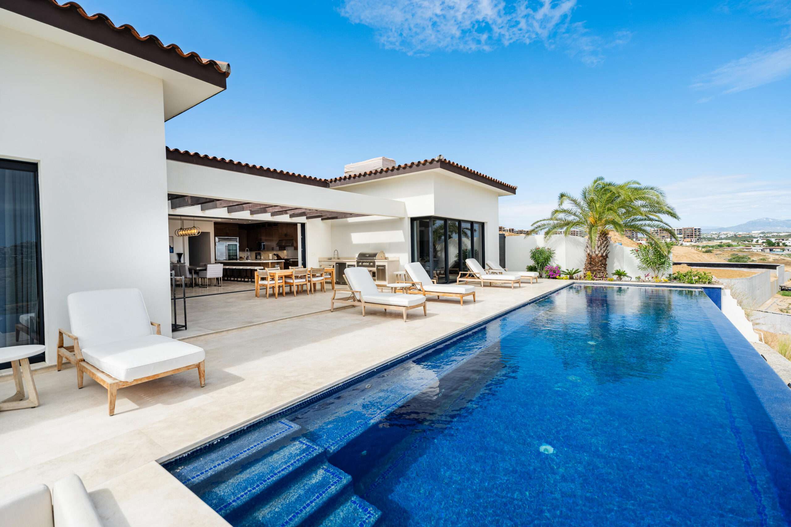 Maravilla Fundadores Villa 171 is a luxurious mostly single-level, six-bedroom home overlooking the Greg Norman Signature golf course and the Sea of Cortez. Five bedrooms open to the pool terrace, while the primary suite features a walk-in closet plus indoor and outdoor showers.The villa offers a chef's kitchen with ocean for sale