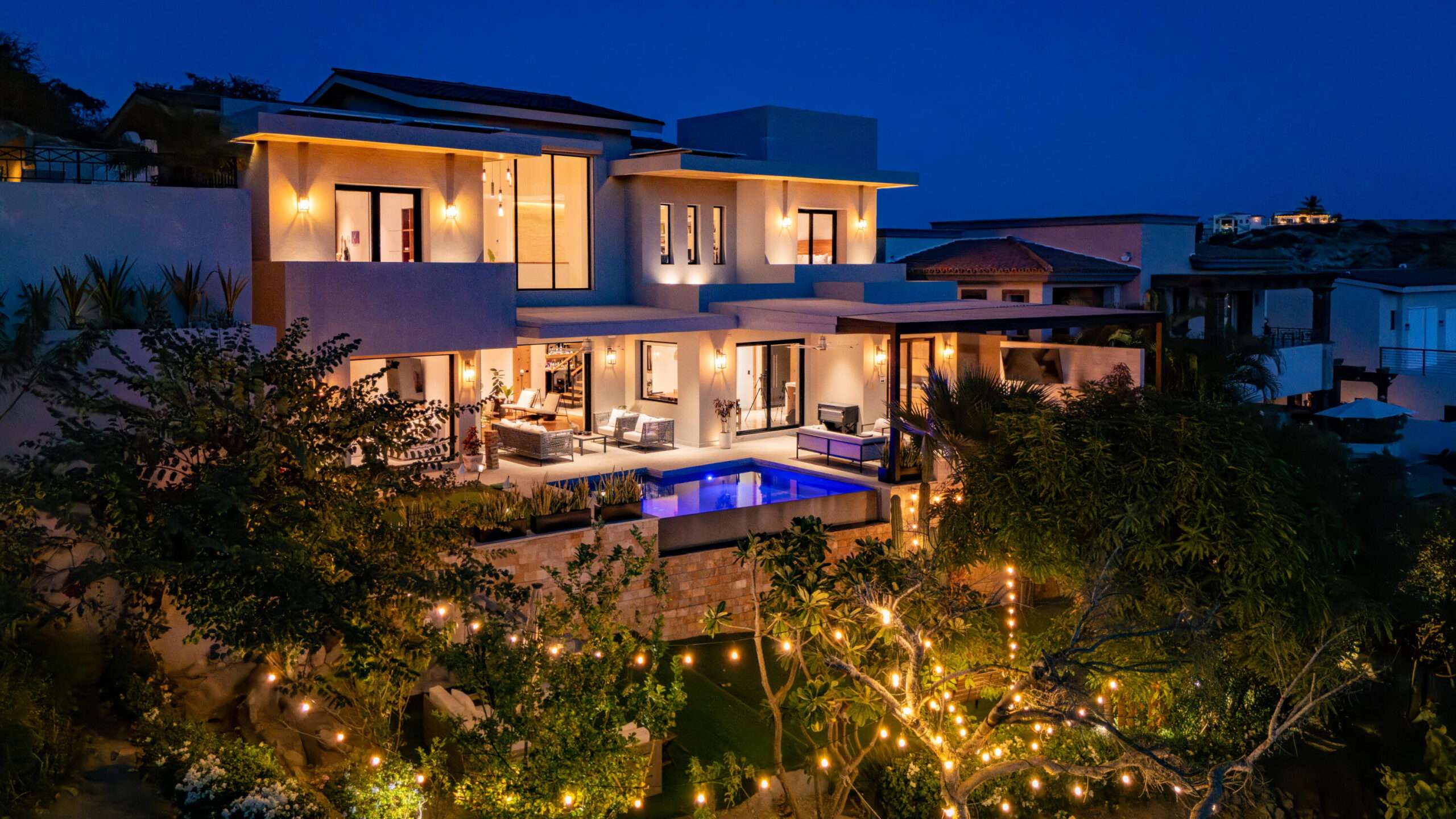 Maravilla La Noria Casa Lau'ren offers contemporary luxury with 4 bedrooms plus a private casita. Overlooking the Jack Nicklaus Signature Golf Course, this elegant home features ocean for sale