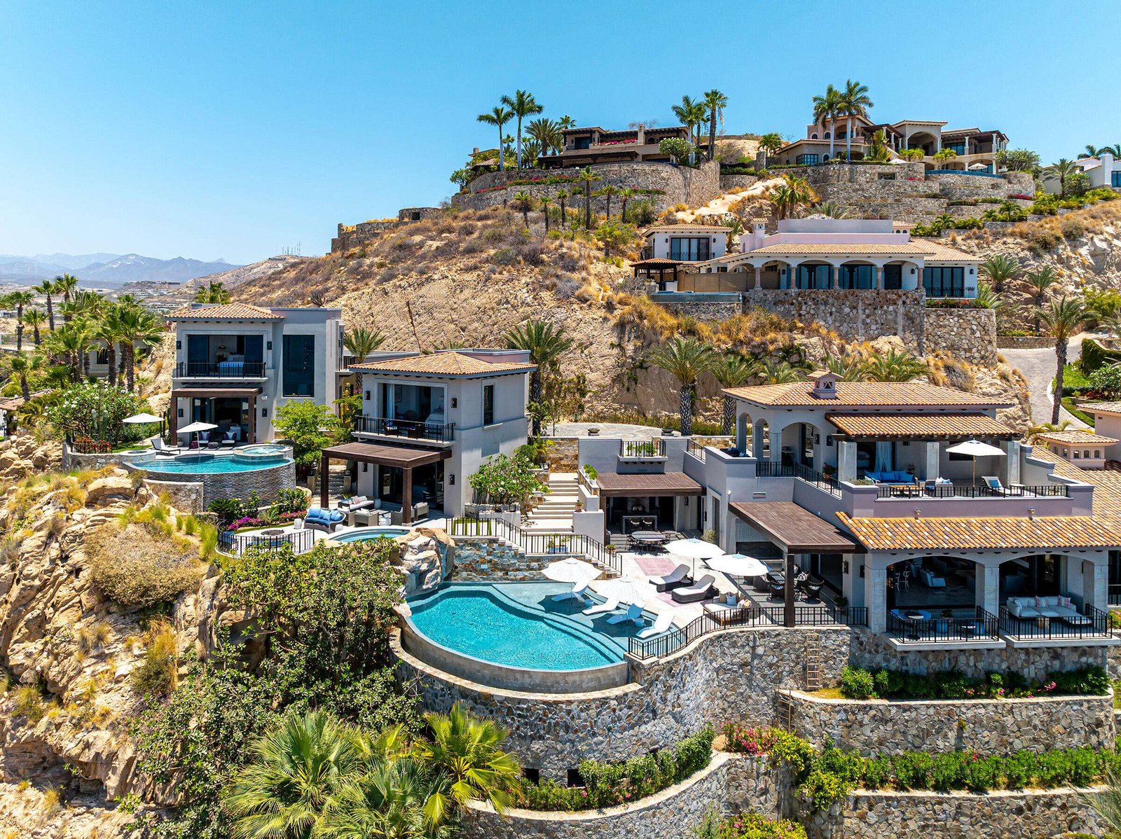 Maravilla Palmilla Estates Nestled within the prestigious Palmilla community, this stunning 5-bedroom home offers the perfect blend of luxury and family-friendly comfort. Overlooking the pristine Arroyo 7 fairway of the renowned Palmilla golf course, the property boasts breathtaking ocean and golf course for sale