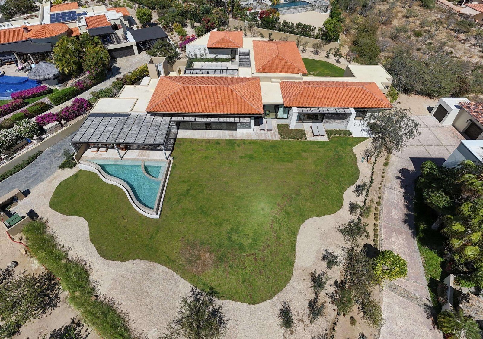 Maravilla Fundadores Villa Piedra - Fundadores, Puerto Los Cabos, blends modern and traditional design with unobstructed ocean for sale