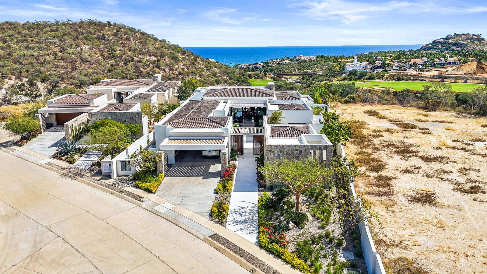 Maravilla Fundadores Luxury Estate in Puerto Los Cabos - Introducing an extraordinary value opportunity in the prestigious community of Puerto Los Cabos--now offered at for sale