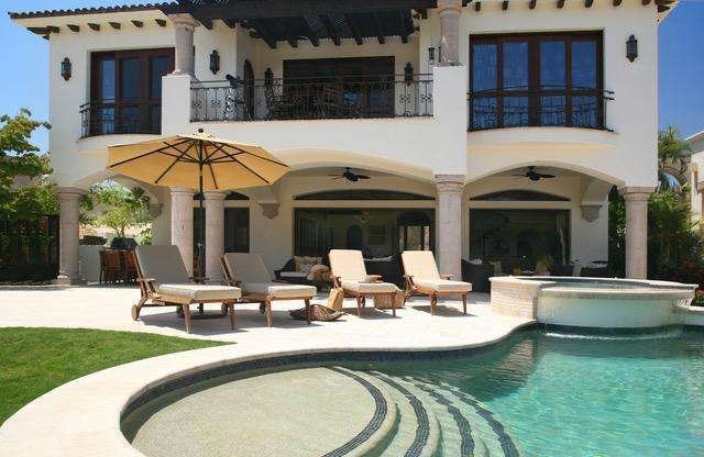 Maravilla Pedregal Csl Casa LA MARACAIntroducing a truly one-of-a-kind villa located in Pedregal, the most exclusive and prestigious community in Cabo San Lucas.This extraordinary 12-suite property has been recently remodel with world-class architectural design, blending luxury, functionality, and complete privacy in every space.Designed for visionary owners, Casa LA MARACA represents an exceptional opportunity, whether as a private residence or as a high-performing luxury vacation rental.Casa LA MARACA not only offers a privileged ocean for sale