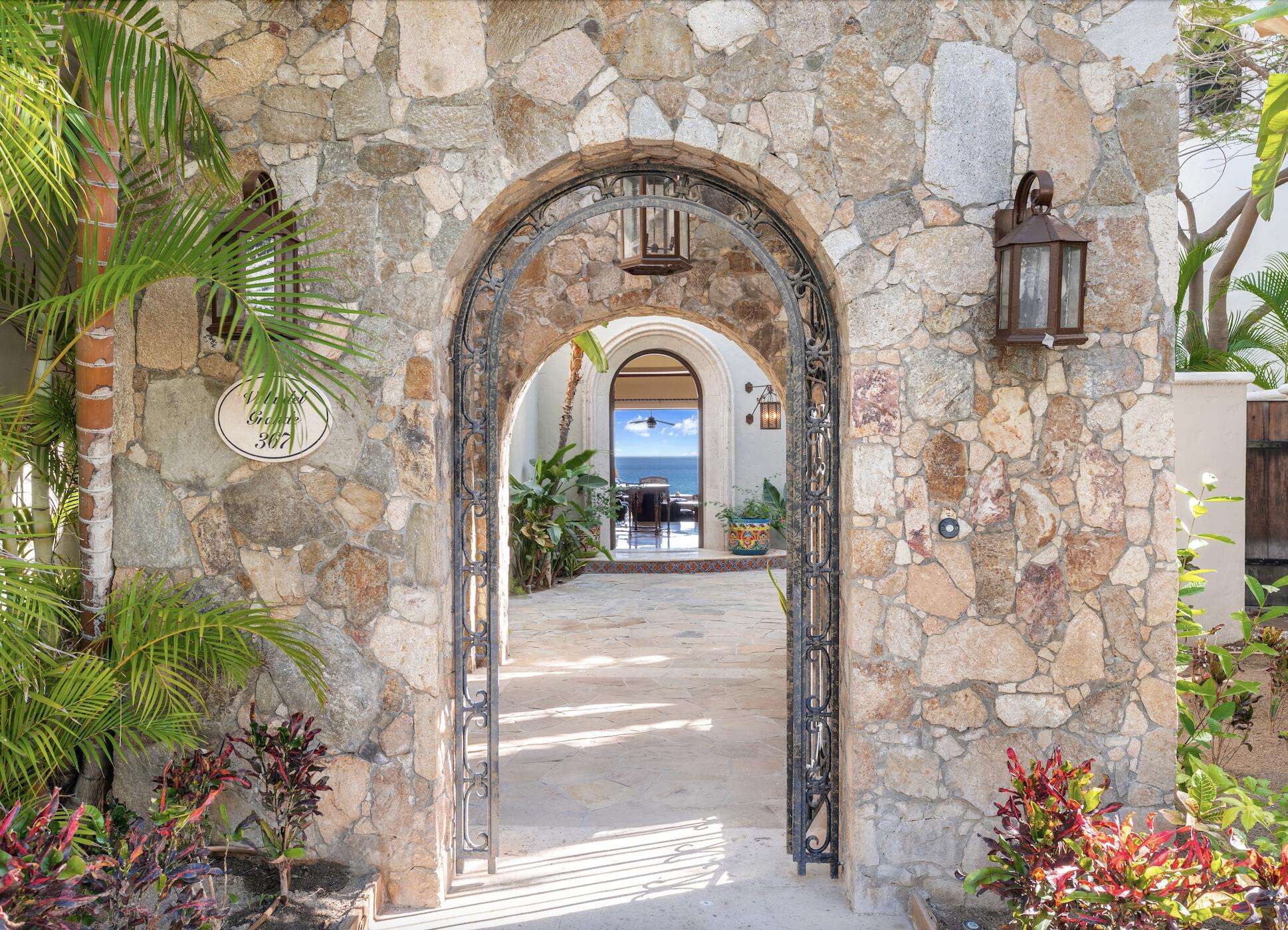 Maravilla Las Residencias Casa Buenaventura epitomizes oceanfront luxury, offering a serene retreat with sweeping for sale